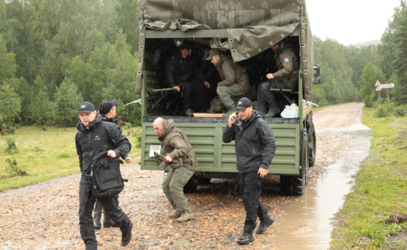 Волонтеры, спасатели и техника отправились в пострадавший Карабашский городской округ из Екатеринбурга