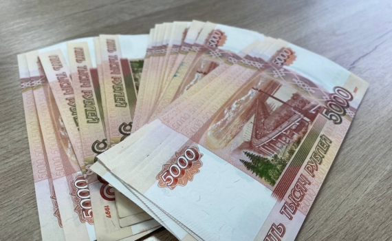 Бизнесмен из Омска оформил фиктивный кредит и находится под домашним арестом