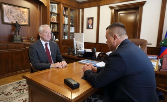 Томский губернатор и атаман Сибирского казачьего войска обсудили развитие казачества в регионе Томский губернатор и атаман Сибирского казачьего войска обсудили развитие казачества в регионе