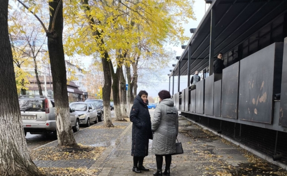 Эксперт: Часть беженцев уехала из РФ из-за отсутствия соцподдержки Эксперт: Часть беженцев уехала из РФ из-за отсутствия соцподдержки