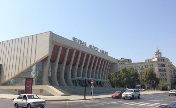 США и Израиль рассчитывают на демонтаж Иранской исламской республики с помощью курдов и азербайджанцев США и Израиль рассчитывают на демонтаж Иранской исламской республики с помощью курдов и азербайджанцев